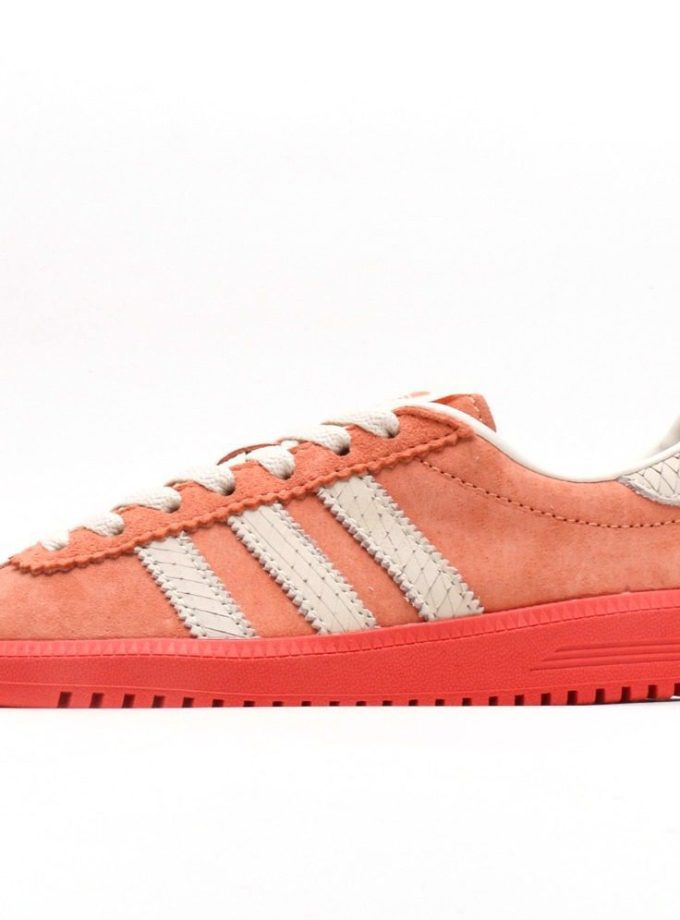 Bermuda "Preloved Scarlet"