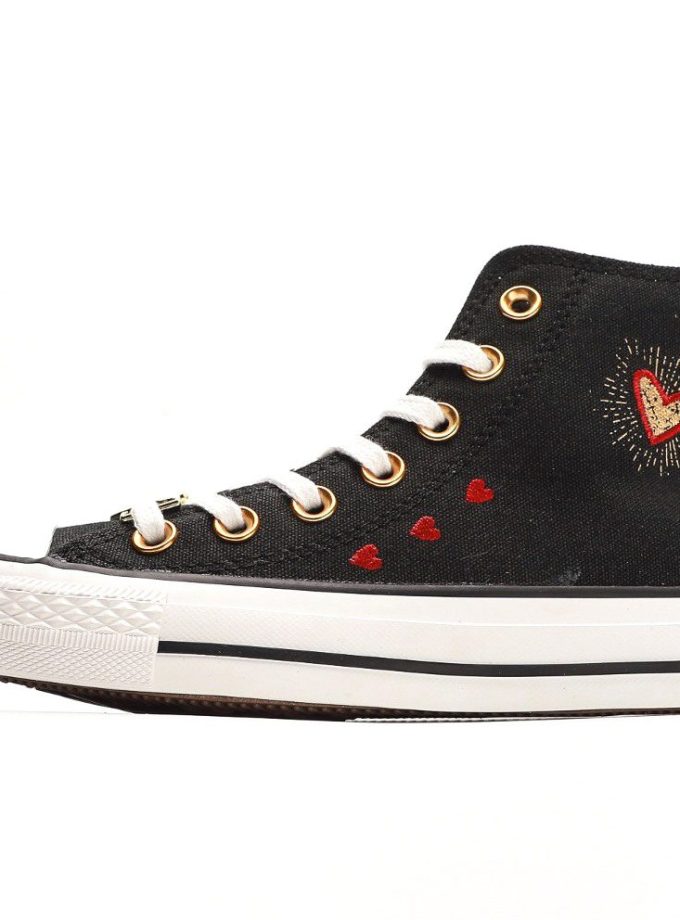 Chuck Taylor High Hearts Black