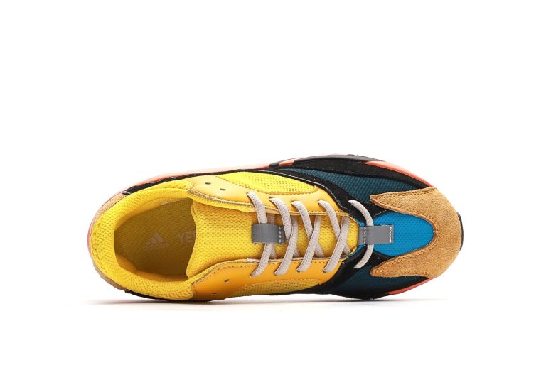 Yeezy Boost 700 Sun - Image 3