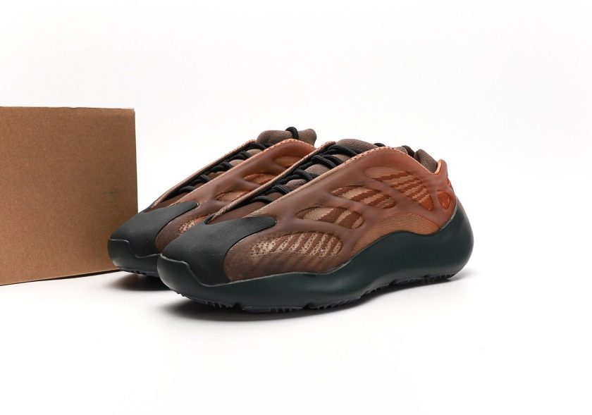 Yeezy 700 V3 'Copper Fade' - Image 3