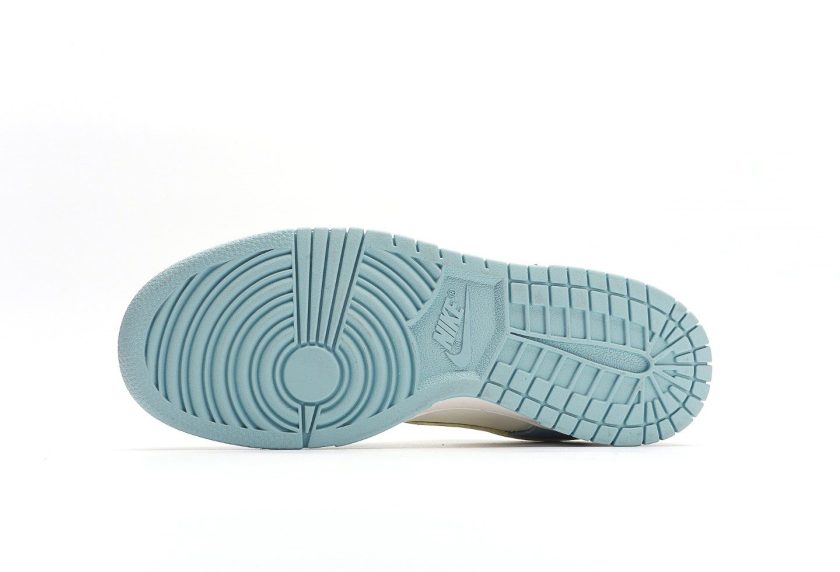 Dunk Low "Ice Blue/Barely Volt" - Image 4