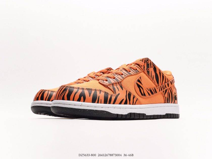 Dunk Low PS "Tiger Stripes" - Image 5