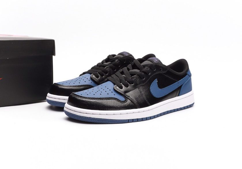 Air Jordan 1 Low OG Mystic Navy - Image 9