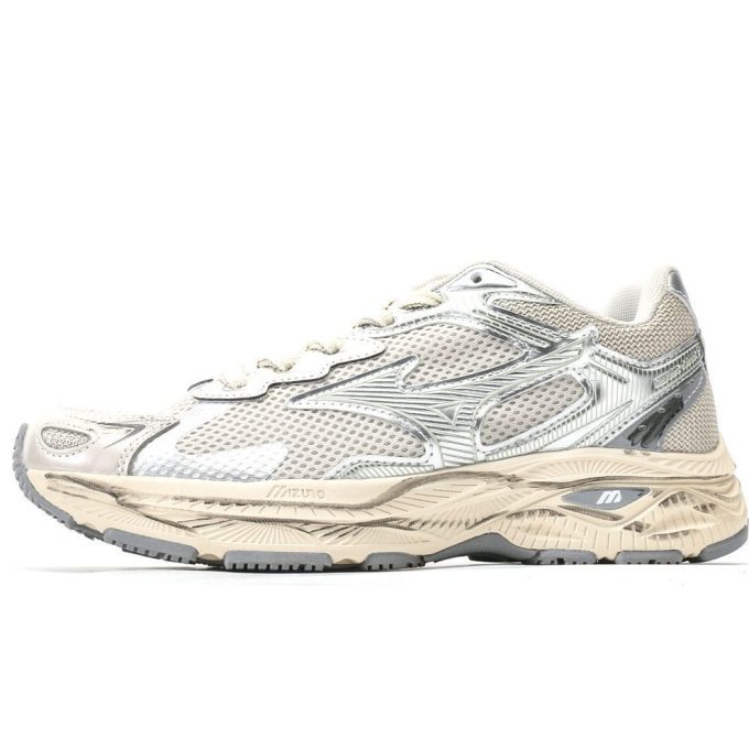 Mizuno RACER S