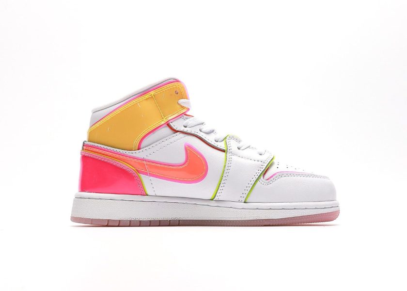 Air Jordan 1 Mid GS Edge Glow - Image 2