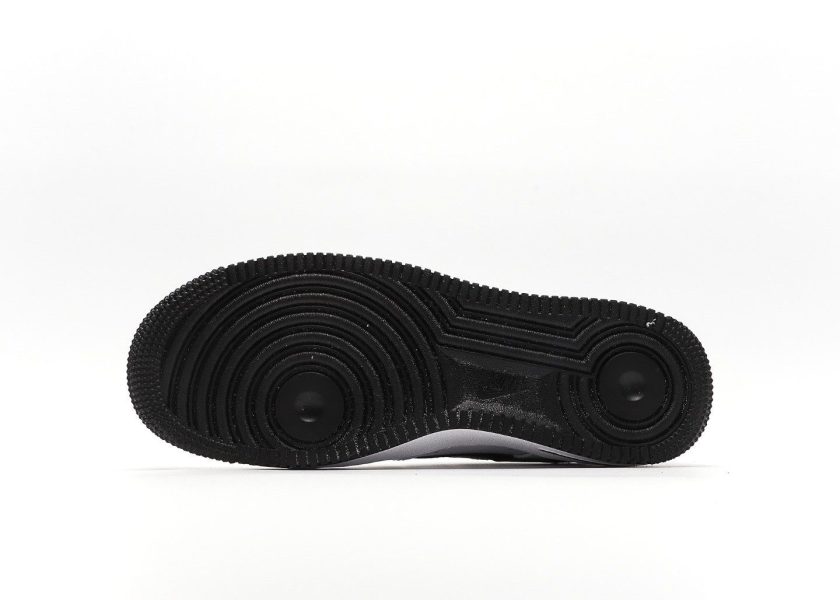 Air Force 1 '07 SE White Black - Image 4