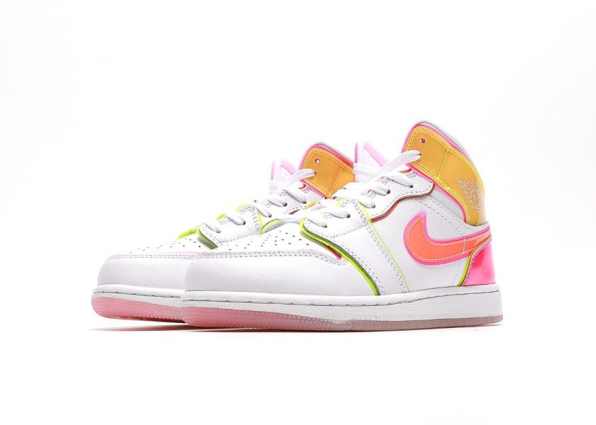Air Jordan 1 Mid GS Edge Glow - Image 5