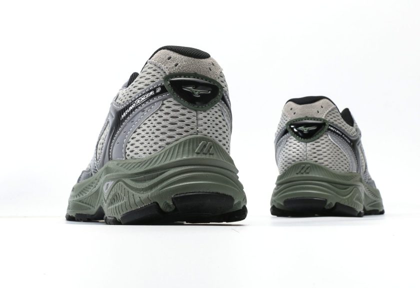 Mizuno RACER S - Image 6