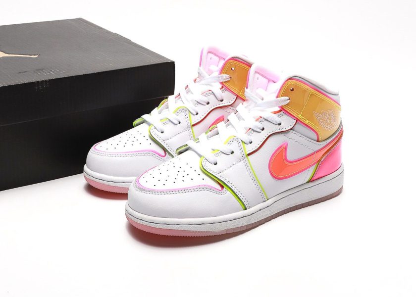 Air Jordan 1 Mid GS Edge Glow - Image 8