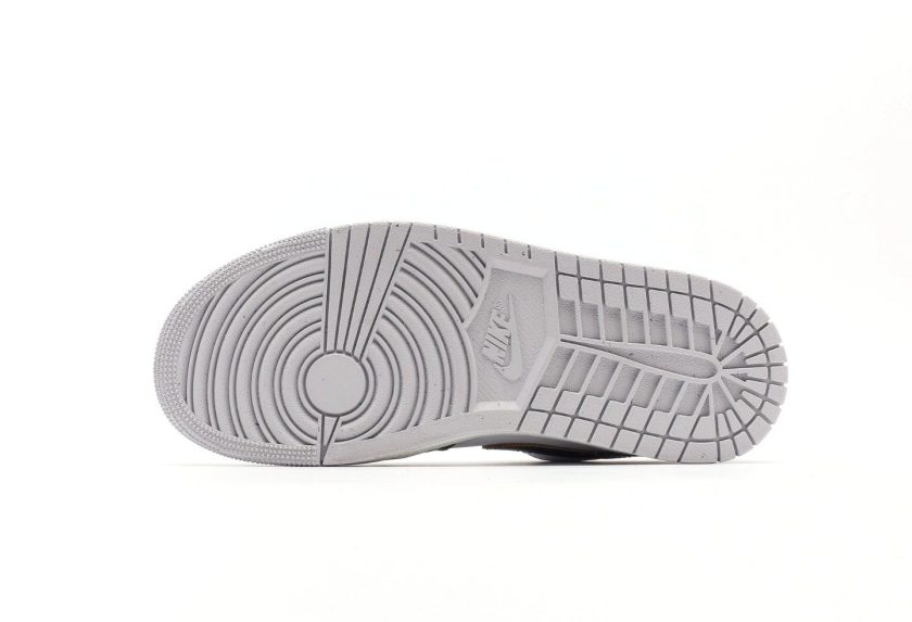 Air Jordan 1 Low Oxidized Green [PK GOD] - Image 4