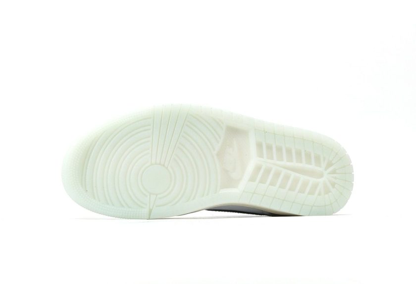 Air Jordan 1 Low OG Year of the Snake - Image 4
