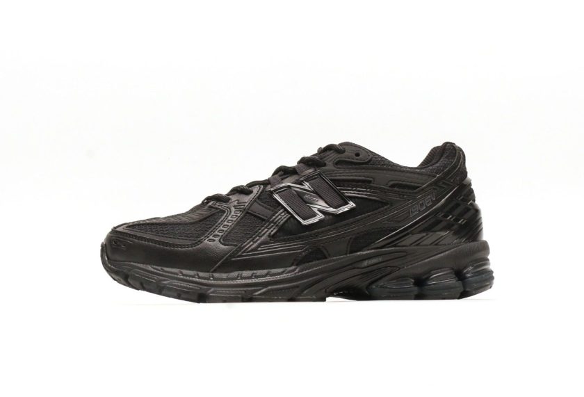 New Balance 1906U "Triple Black"
