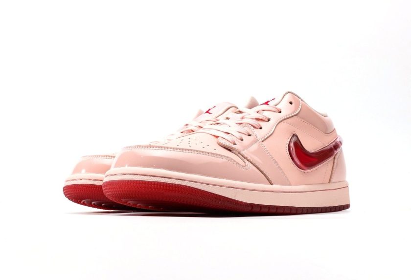 Air Jordan 1 Low Valentine's Day - Image 5