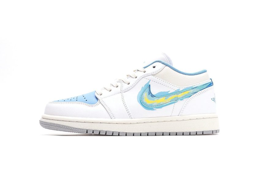 Air Jordan 1 Low SE 'Just Skate ‑ University Blue'