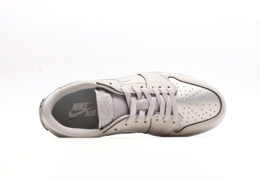 Air Jordan 1 Low "Metallic Silver" - Image 3