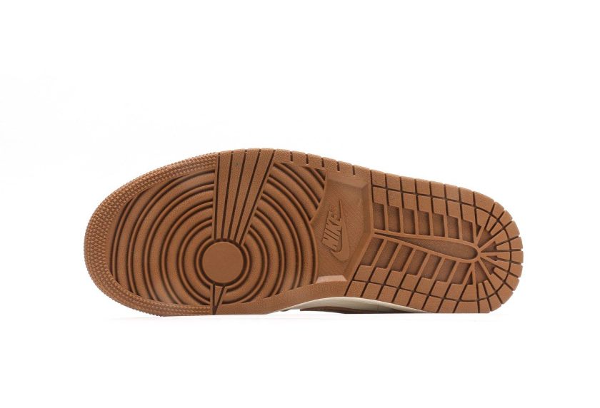Air Jordan 1 Low Premium "Tan/Brown" - Image 4