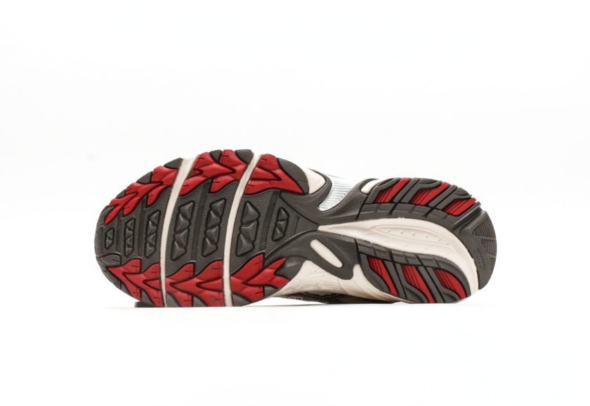 Gel-Kahana TR V4 Red Silver - Image 4