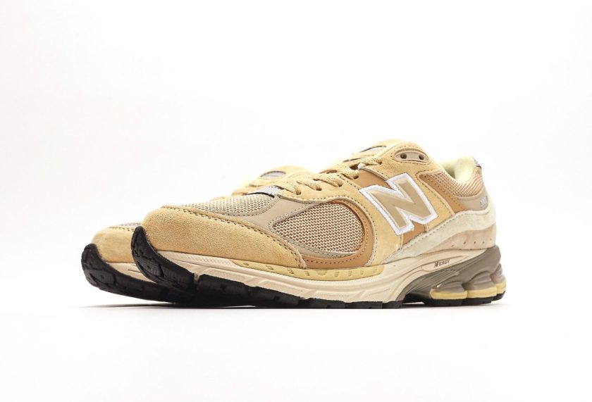 AURALEE x New Balance - Image 5