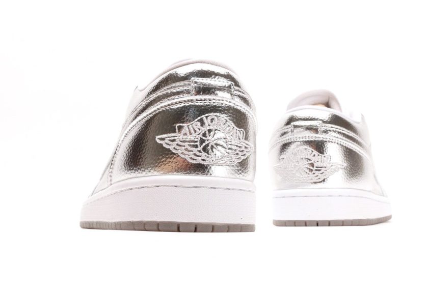 Air Jordan 1 Low SE Metallic Silver - Image 6