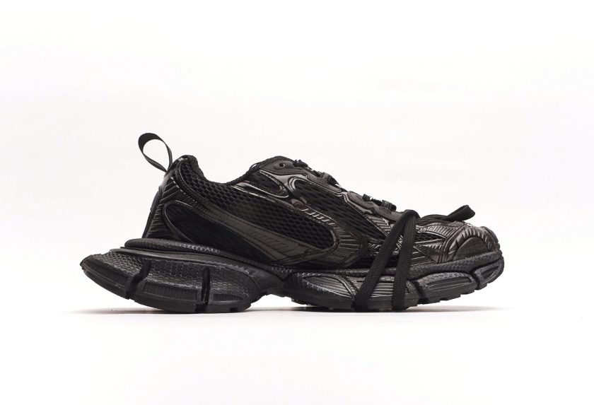 3XL Sneaker Black Mesh and Polyurethane - Image 2