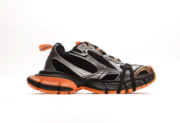 3XL Sneaker "Worn-Out - Black Orange" - Image 2