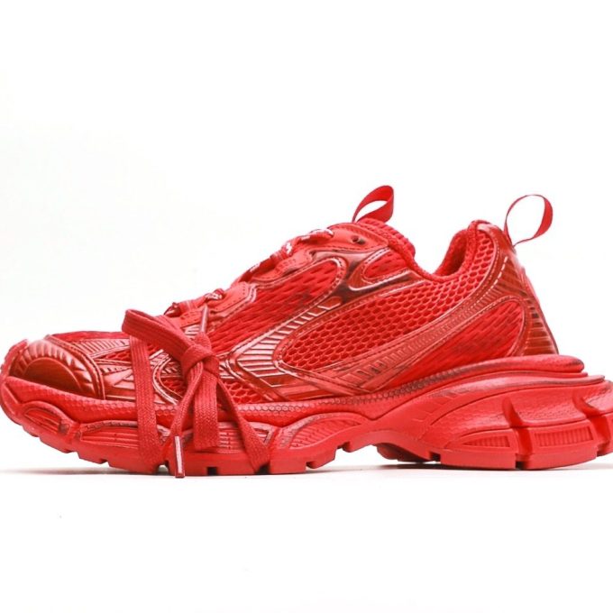 3XL Sneaker Ruby Red