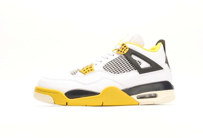 Air Jordan 4 "Vivid Sulfur"