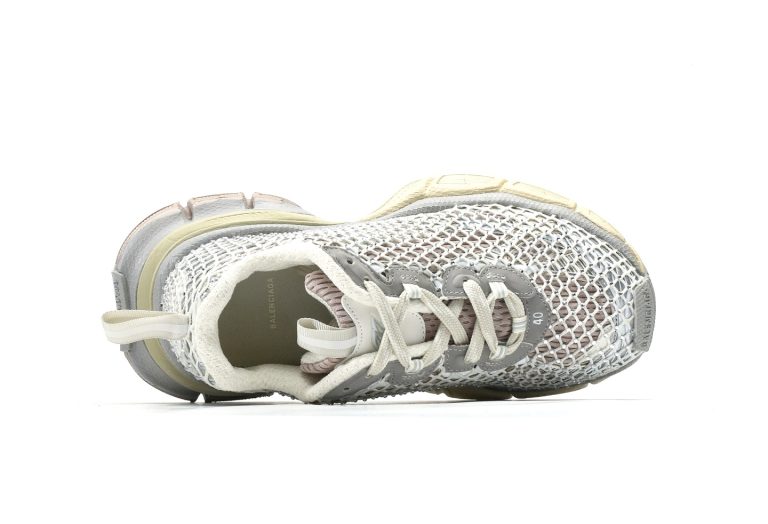 3XL Fishnet Sneaker - Image 3