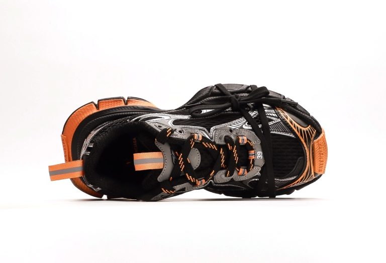 3XL Sneaker "Worn-Out - Black Orange" - Image 3