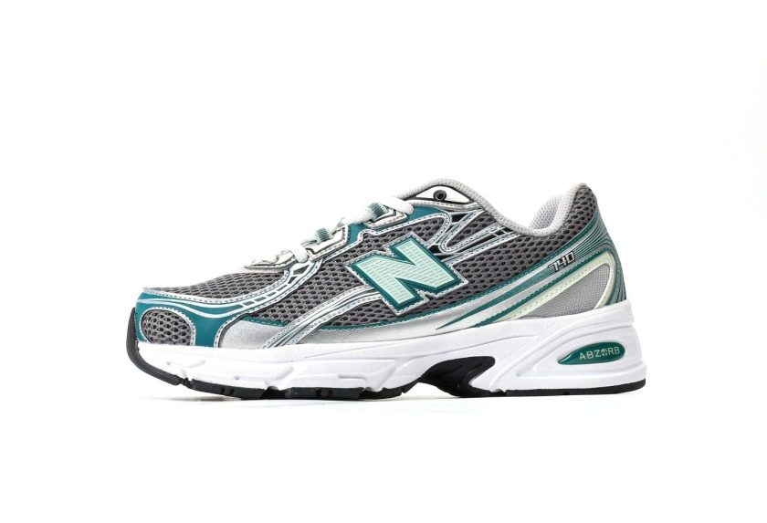 New Balance 740 Silver Metallic New Spruce