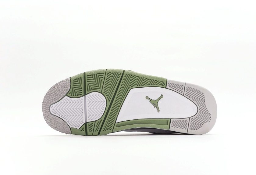 Air Jordan 4 "Seafoam" - Image 4
