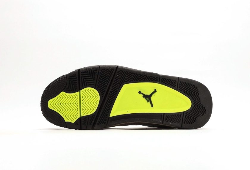 Air Jordan 4 Retro SE "Neon" - Image 4
