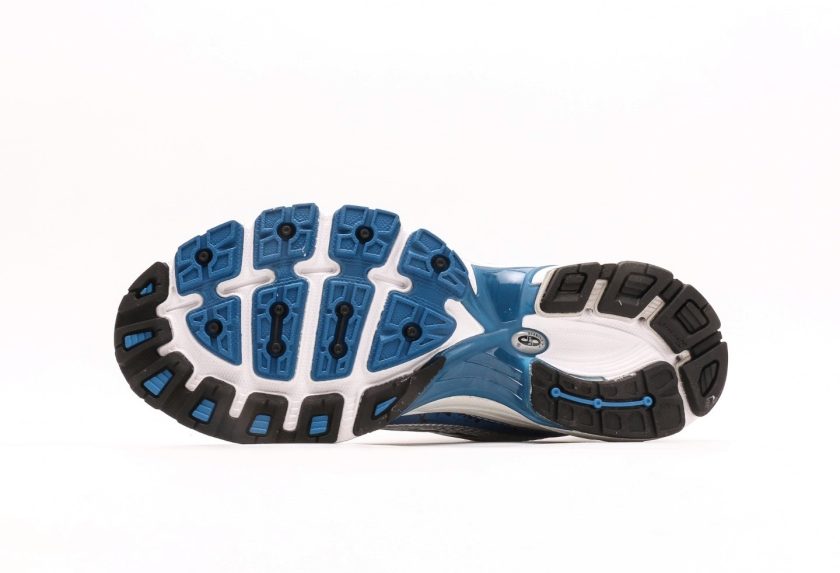 New Balance 740 "Silver Blue" - Image 3