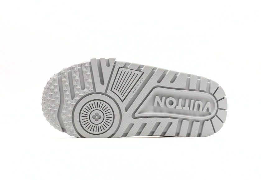 LV Trainer Maxi Sneaker [BOUTIQUE QUALITY] - Image 4