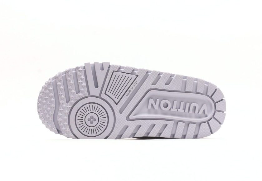 LV Trainer Maxi Sneaker [BOUTIQUE QUALITY] - Image 4