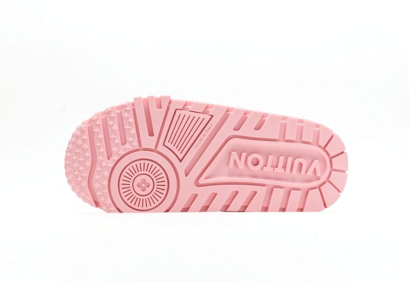 LV Trainer Maxi Sneaker [BOUTIQUE QUALITY] - Image 4