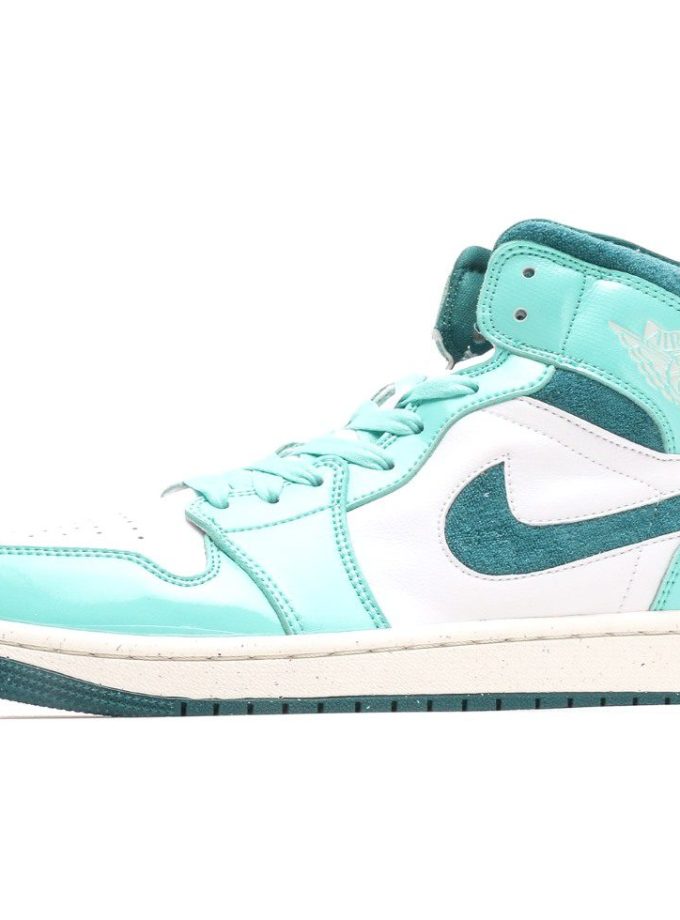 Air Jordan 1 Mid Chenille "Bleached Turquoise"