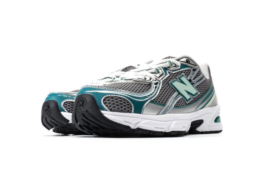 New Balance 740 Silver Metallic New Spruce - Image 5