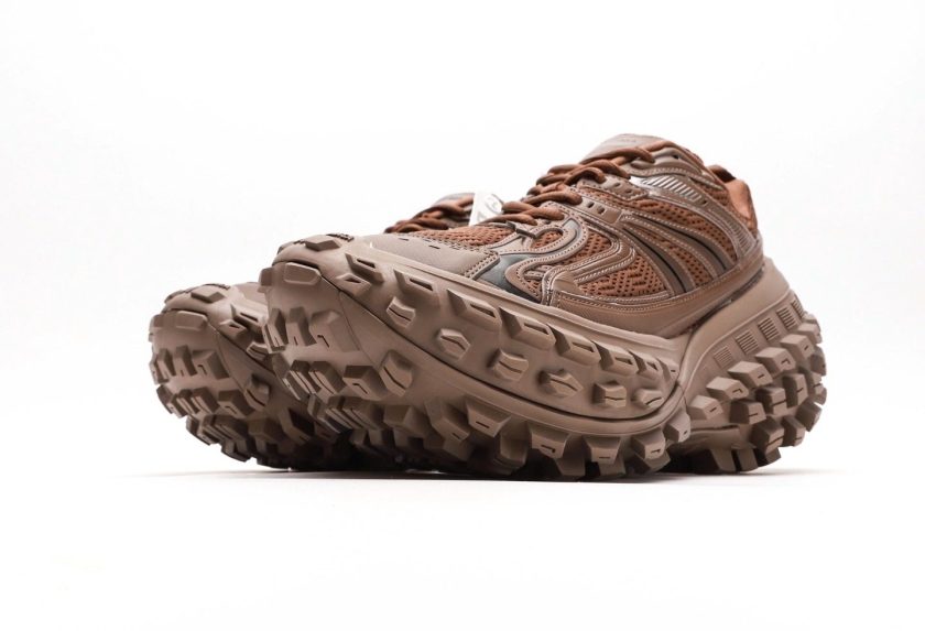 Defender Sneaker - Image 5