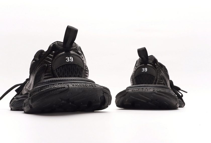 3XL Sneaker Black Mesh and Polyurethane - Image 6