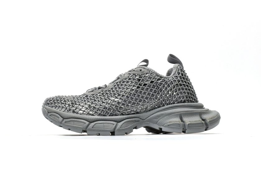 3XL Fishnet Sneaker