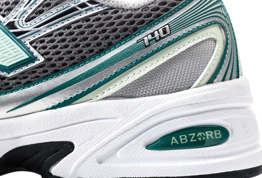 New Balance 740 Silver Metallic New Spruce - Image 7