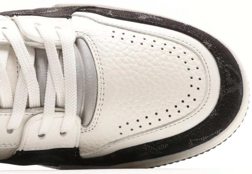LV Trainer Sneaker [BOUTIQUE QUALITY] - Image 8