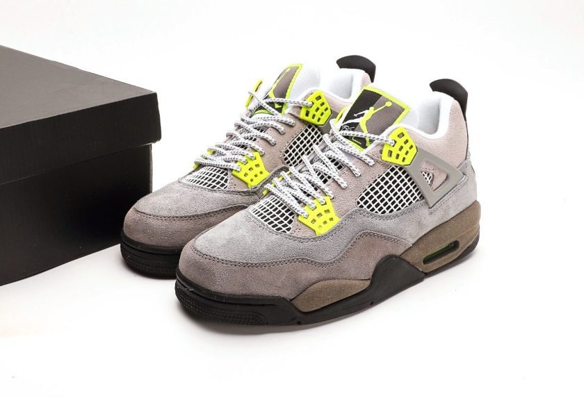 Air Jordan 4 Retro SE "Neon" - Image 9