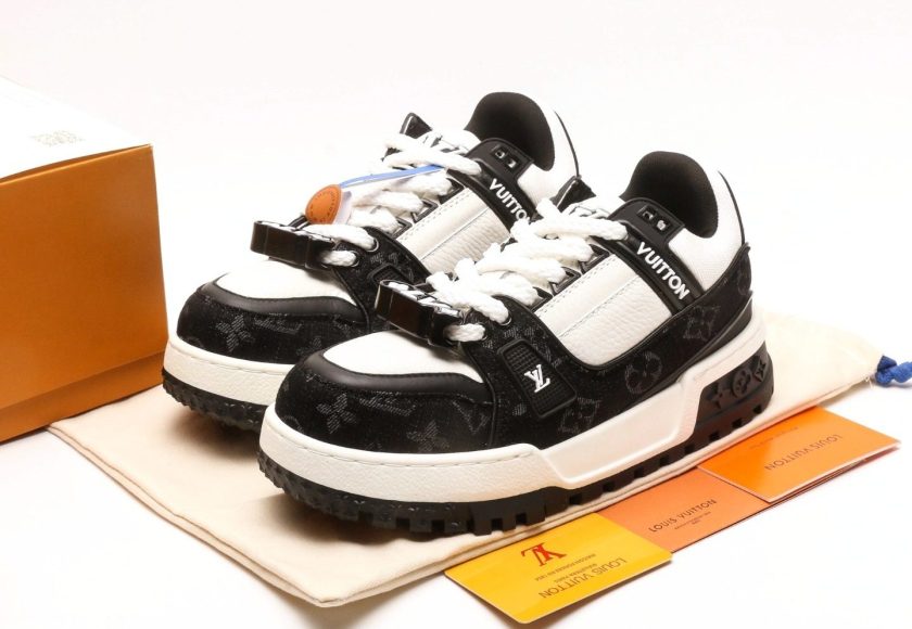 LV Trainer Maxi Sneaker [BOUTIQUE QUALITY] - Image 9