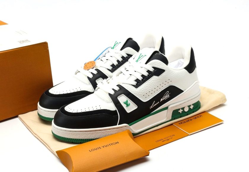 LV Trainer Sneaker [BOUTIQUE QUALITY] - Image 9
