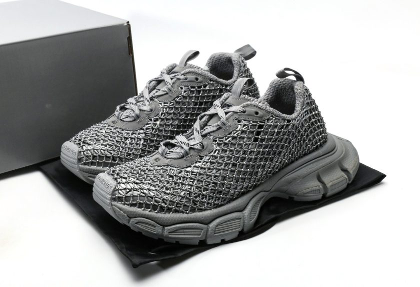3XL Fishnet Sneaker - Image 9