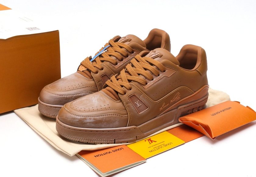 LV Trainer Sneaker [BOUTIQUE QUALITY] - Image 9