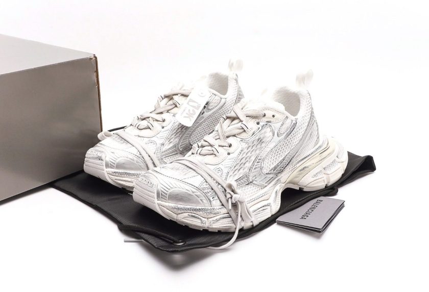 3XL Sneaker "Worn-Out - Light Grey" - Image 9