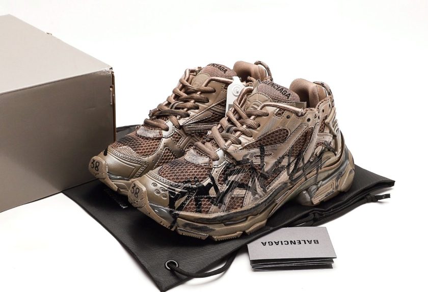 Runner Sneaker - Image 9